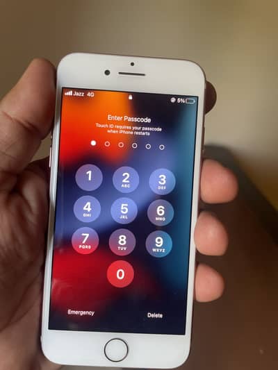 Apple iPhone 7