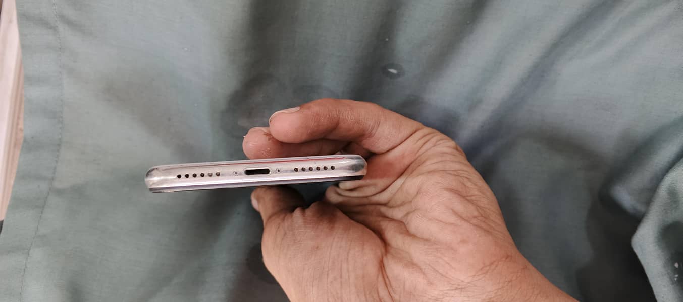 Apple iPhone X 1