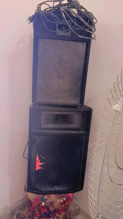 Speaker pair for sale