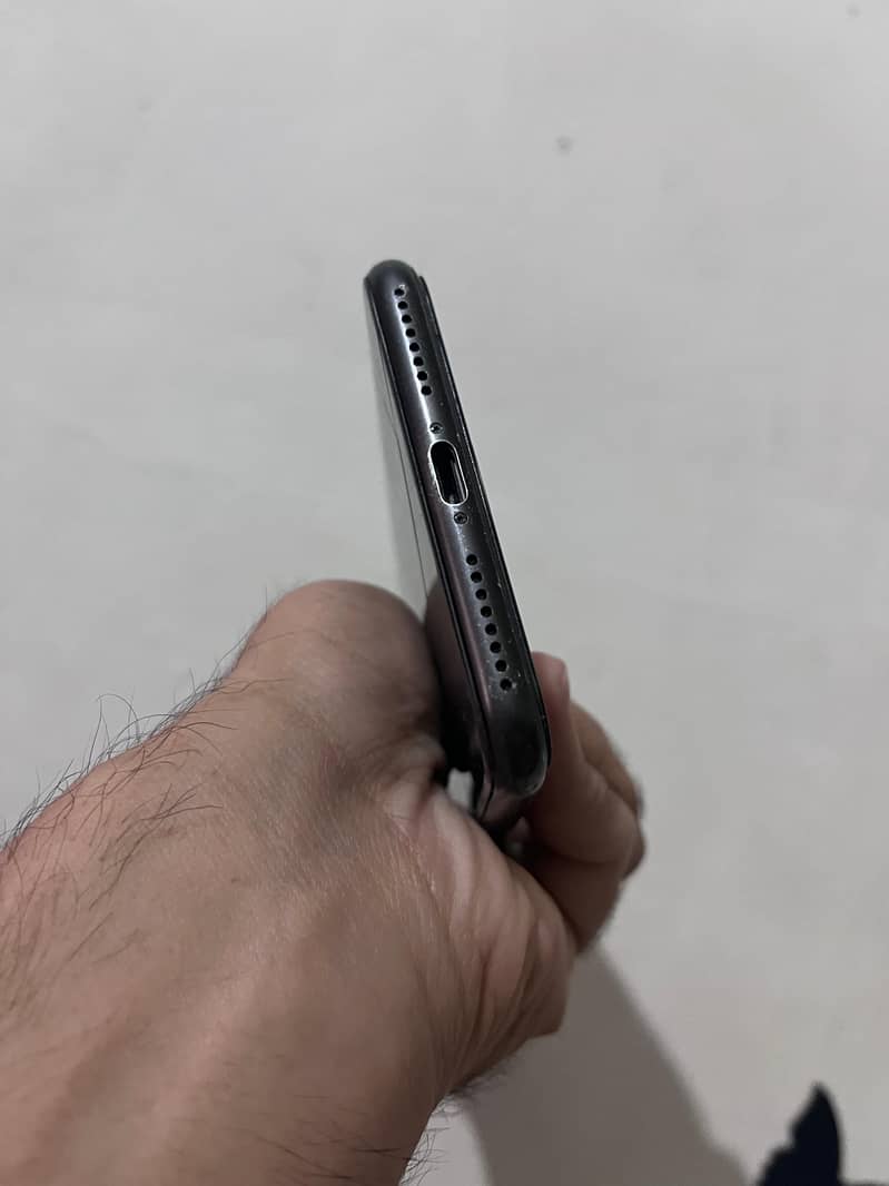 iPhone 8 Plus 2