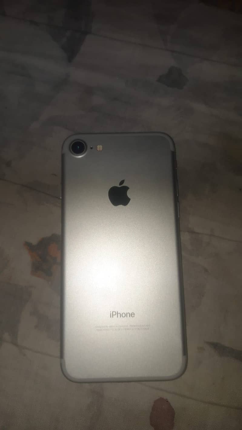 iPhone 7 0