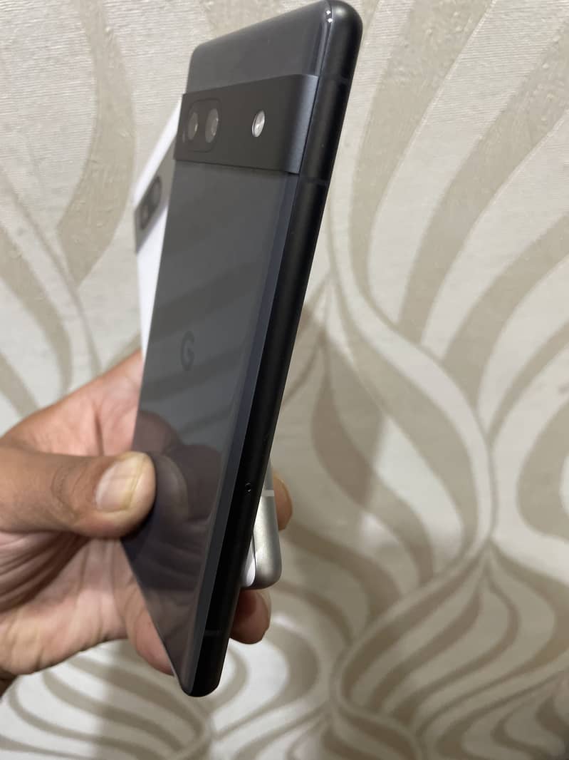 Google Pixel 7a 1