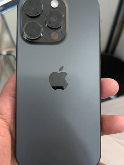 Apple iPhone 16 Pro