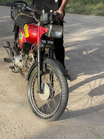 Yamaha 4 stock bike