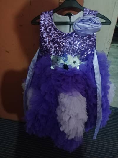 very beautiful fairy frowk and larg black long maxi with doptai