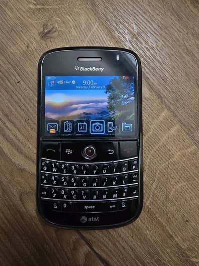 Blackberry Bold 1