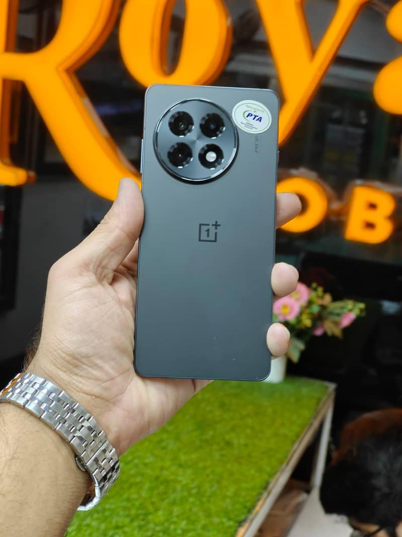 oneplus Ace 5 1