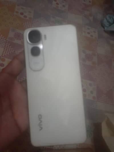 Vivo Y400