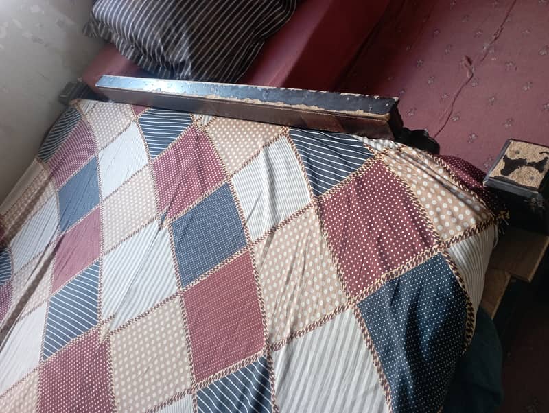 King bed 2