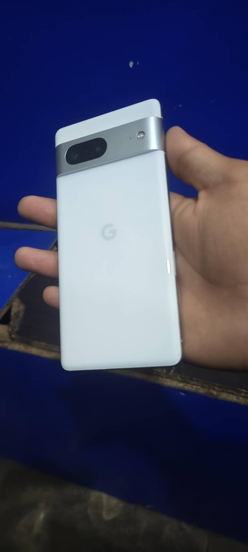 Google Pixel 7 4