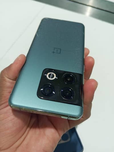 One Plus 10 Pro 5G