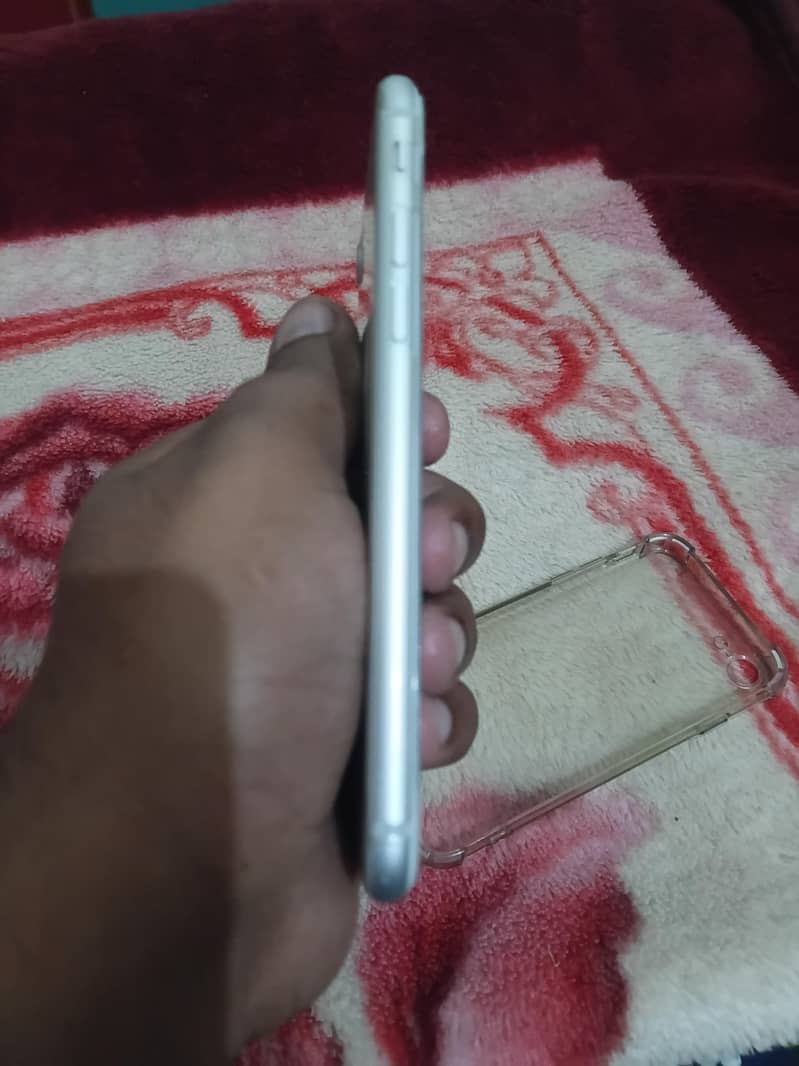 iphone8 3