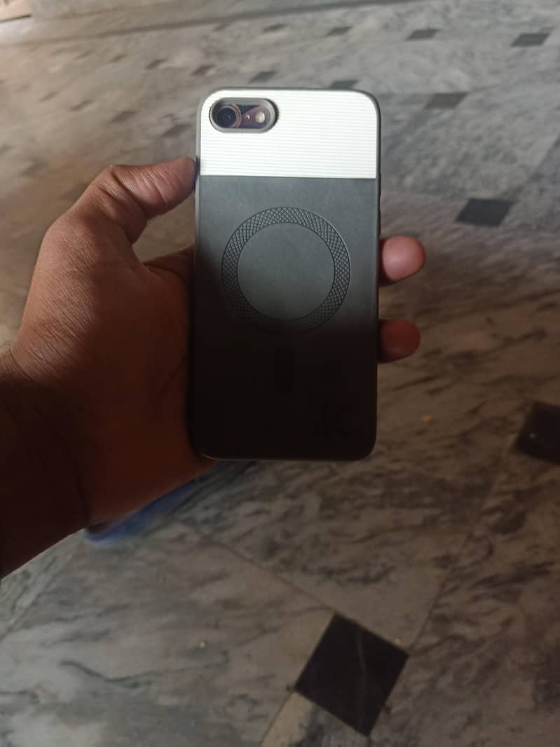 iPhone 7 1