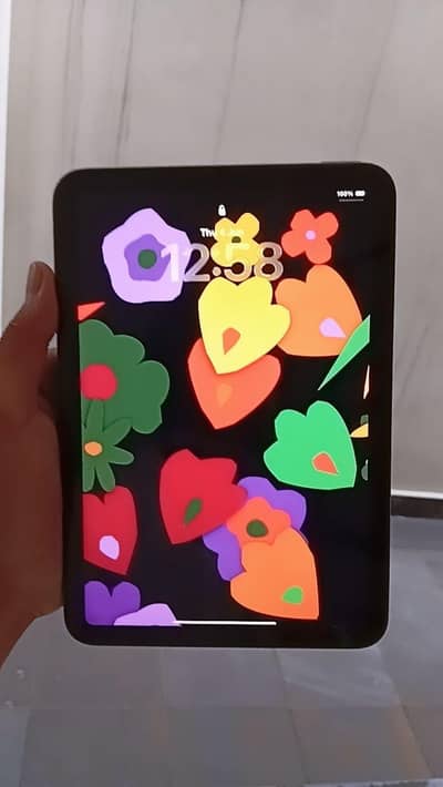 ipad mini 6 8/10  only face id disable  03277354775 WhatsApp