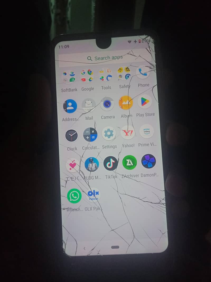 Sharp Aquos R2 1