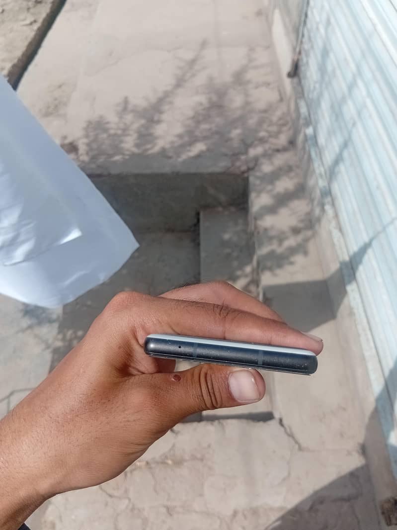 Google Pixel 6a 1
