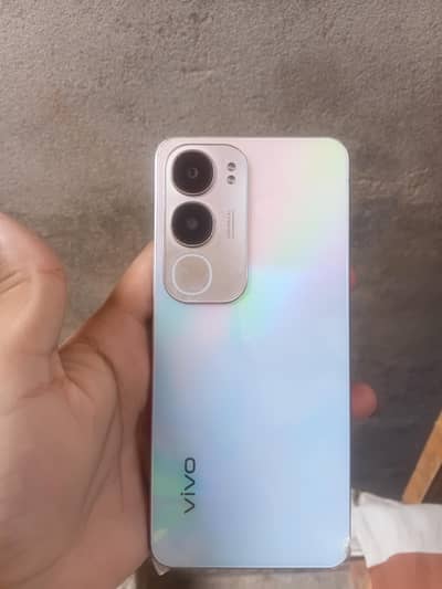 box ha  ram 4+4 phone storage 128