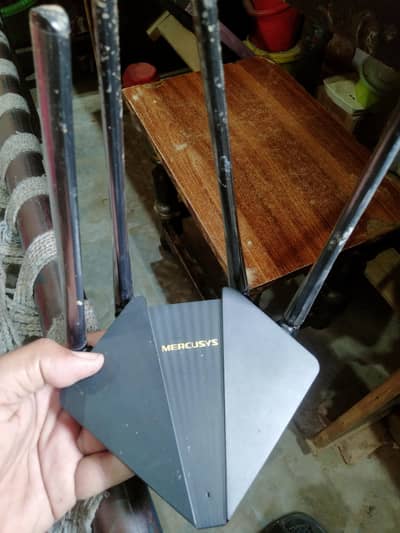 Mercusys AC1200 Dual Band Gigabit Router