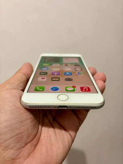 iphone 7 plus 128 GB  (no open no repair) (PTA approved) all ok
