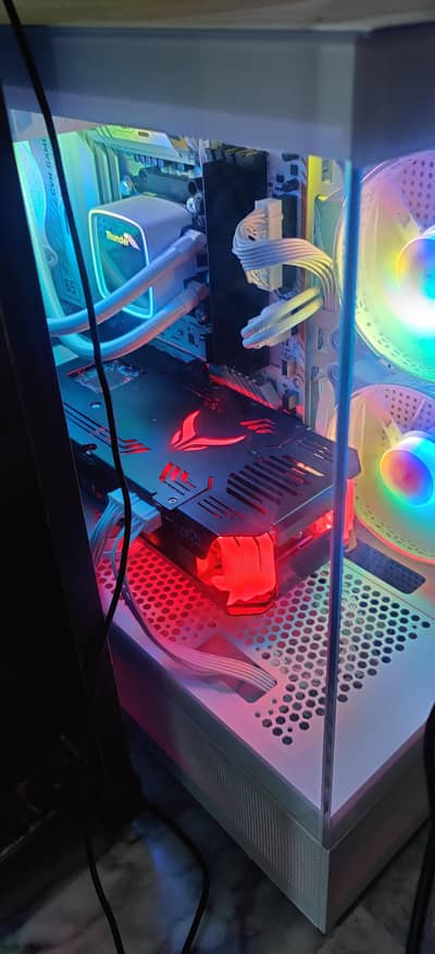 RX 6800XT 16GB Graphics Card in a Mint Condition