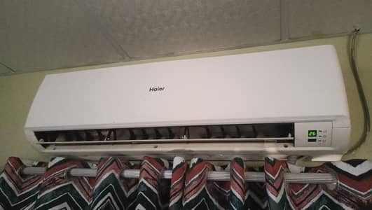 Haier Conventional 1.5 Ton Split AC