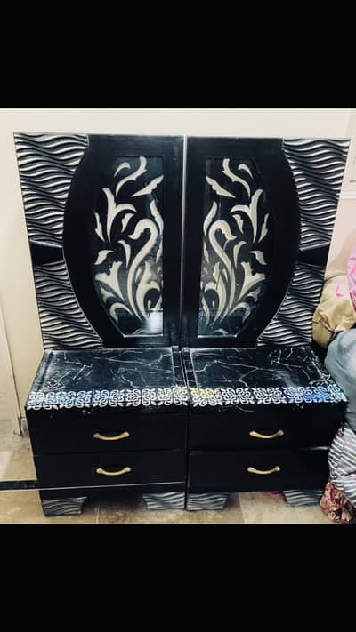 2 Separate Side Table/ No Delivery /Karachi Pickup