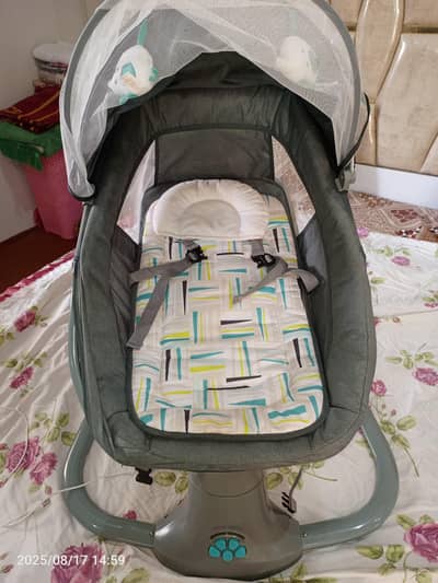 BABY ELECTRIC SWING    -      BABY SWING 3 IN 1 -    MASTELLA BRAND