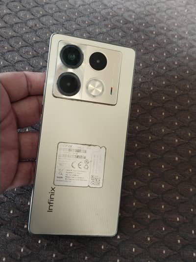 Infinix Note 40