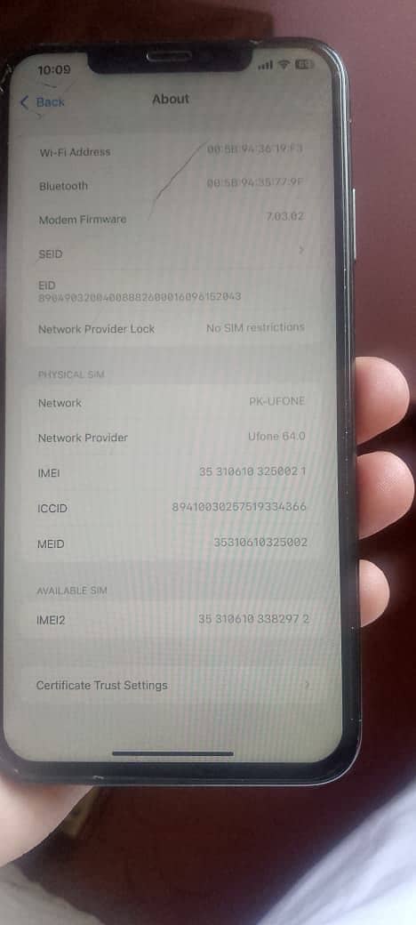 Apple iPhone XS Max 4
