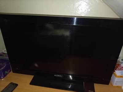 Sony LCD for sale in good condition