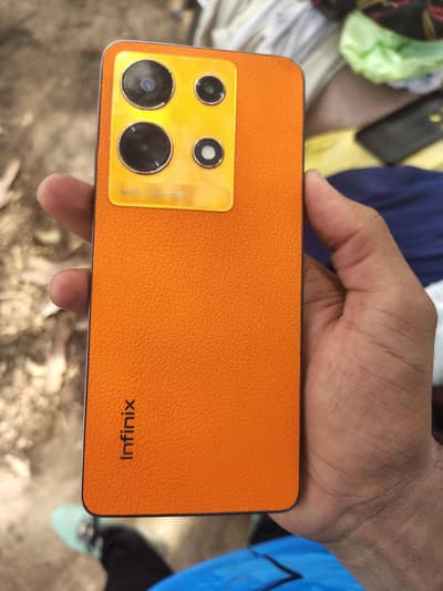 Infinix Note 30