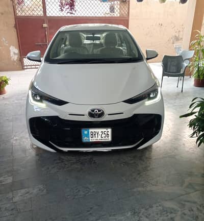 TOYOTA YARIS