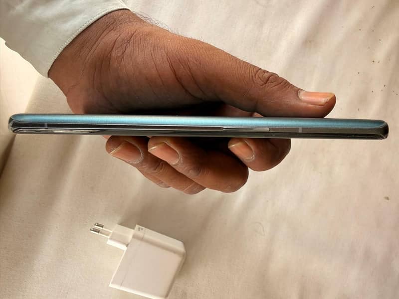 One Plus 9 Pro 3
