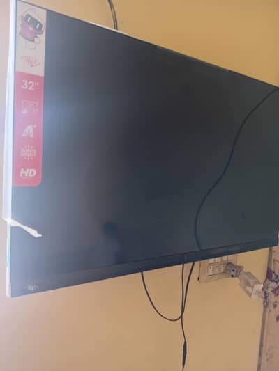 I Tel led tv 32inch simple 03484921631