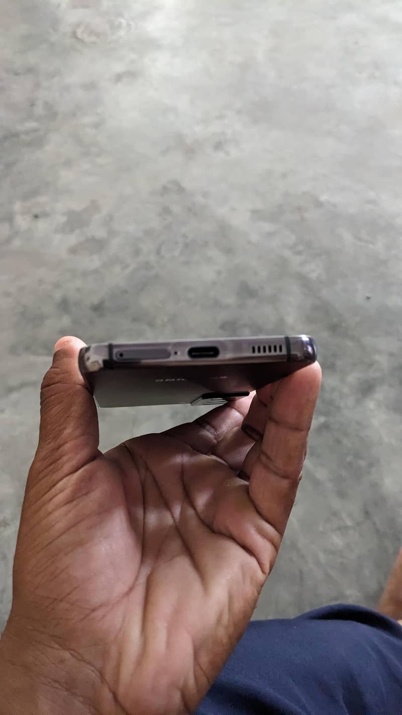 galaxy s22 4