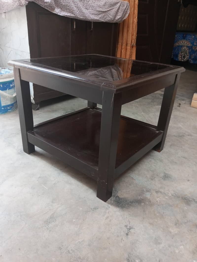 2 Table fresh condition 4