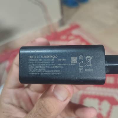 Motorola Charger 69 watt  type c to c with cable