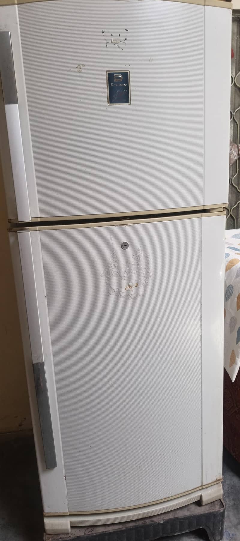Dwonlance fridge medium size 0