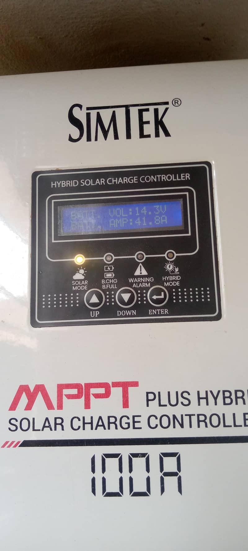 simtek MPPT 100A 0