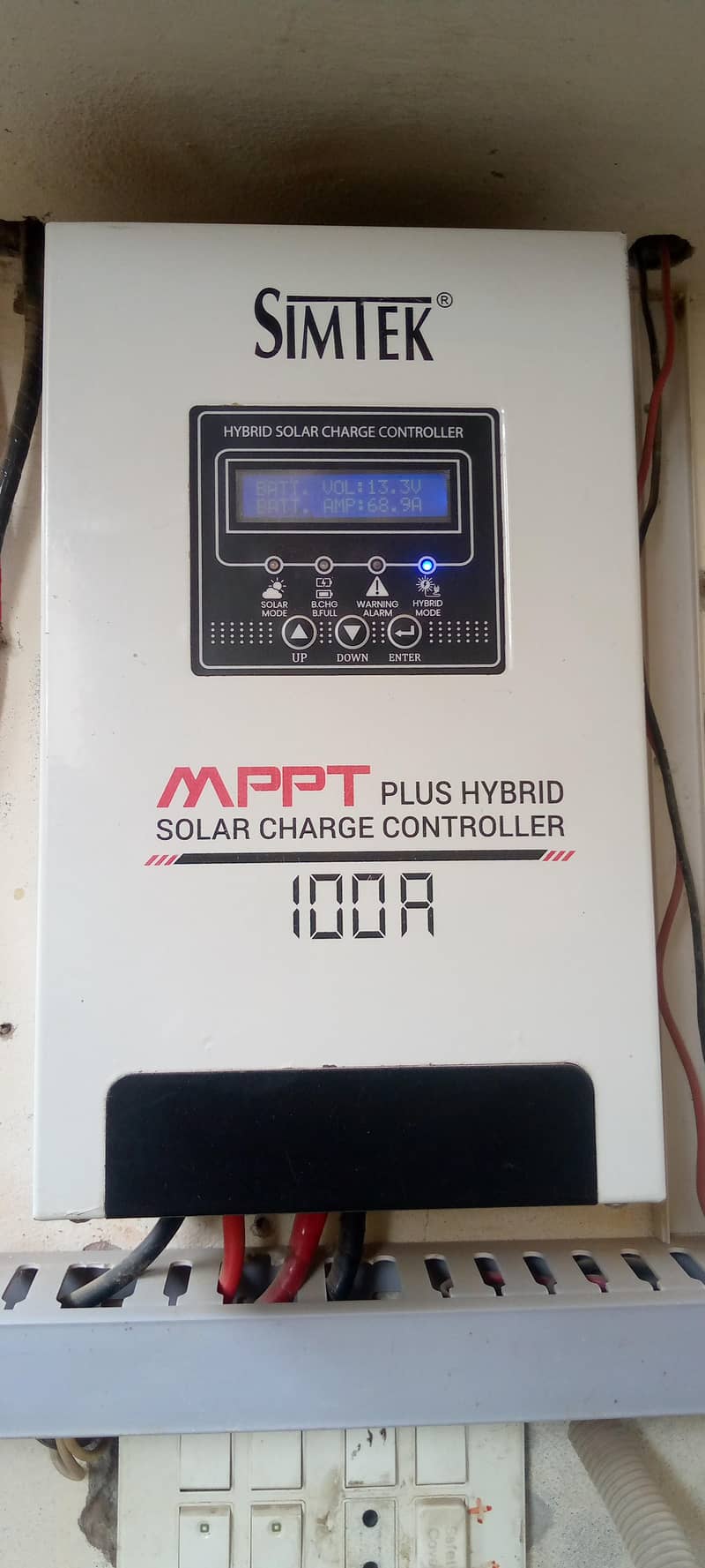 simtek MPPT 100A 4