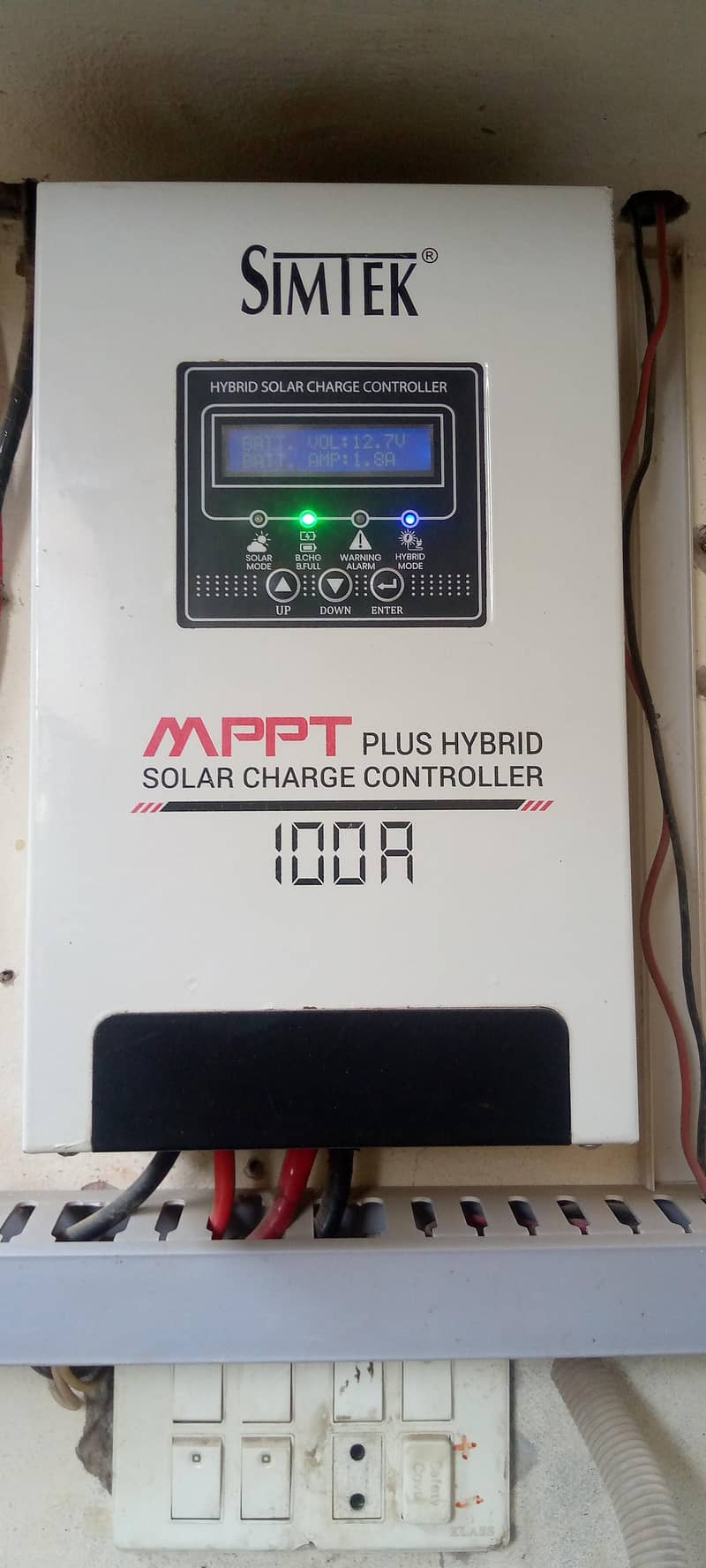 simtek MPPT 100A 6