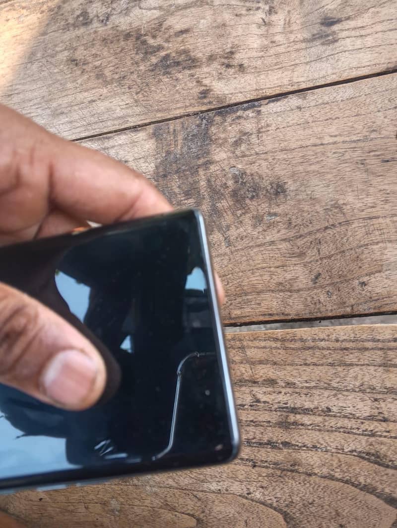 Tecno CAMON 40 Pro 6