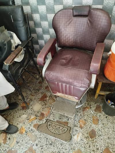 Mughal Barbar seat set for sell