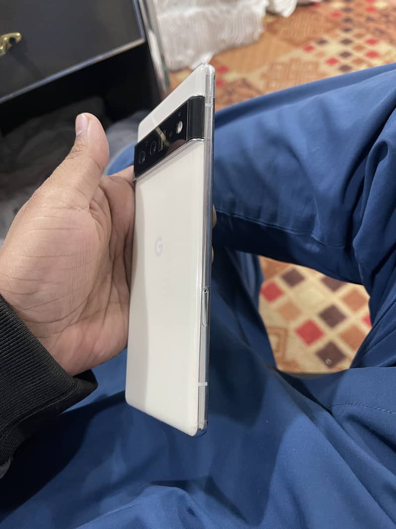 Google Pixel 6 Pro 2