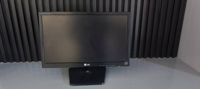 LG Flatron E1942TC-BN