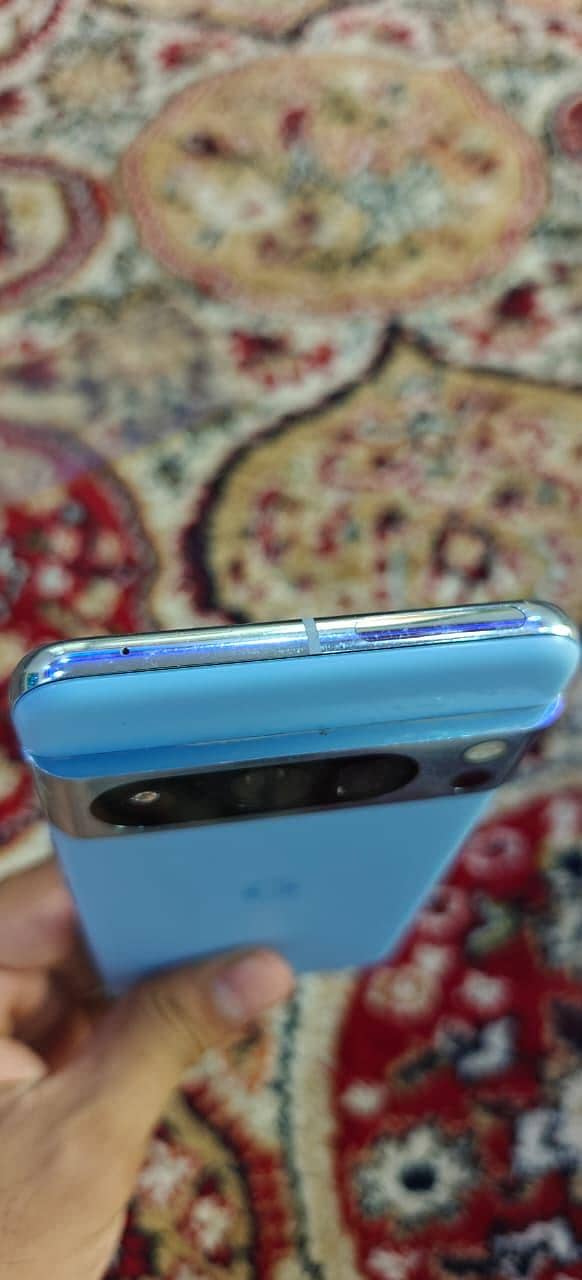 Google Pixel 8 Pro 4