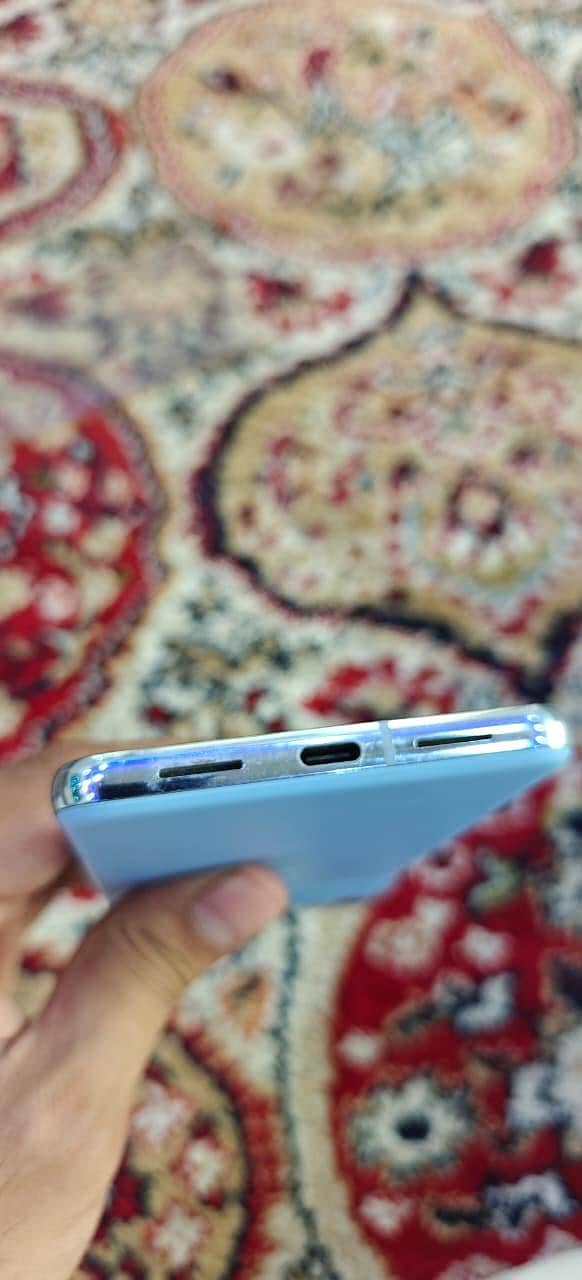 Google Pixel 8 Pro 6