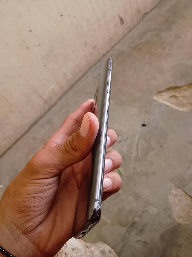 One Plus 7 Pro 5
