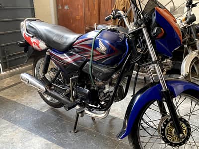 Honda pridor bike 100 cc urgent for sale