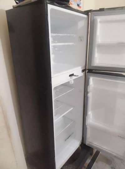 Medium Size Fridge for Sales